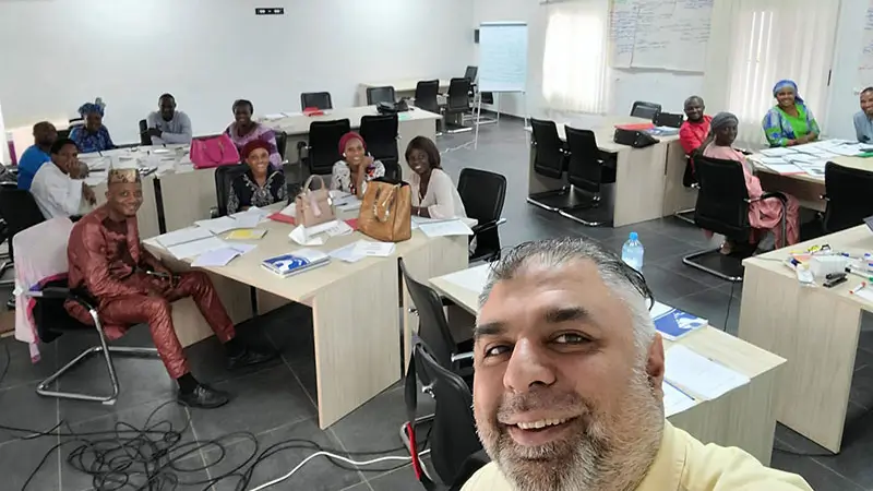 Formation en Ressources humaines 4.0 : bonheur et développement du capital humain du 14 dispensé à Conakry en 2022